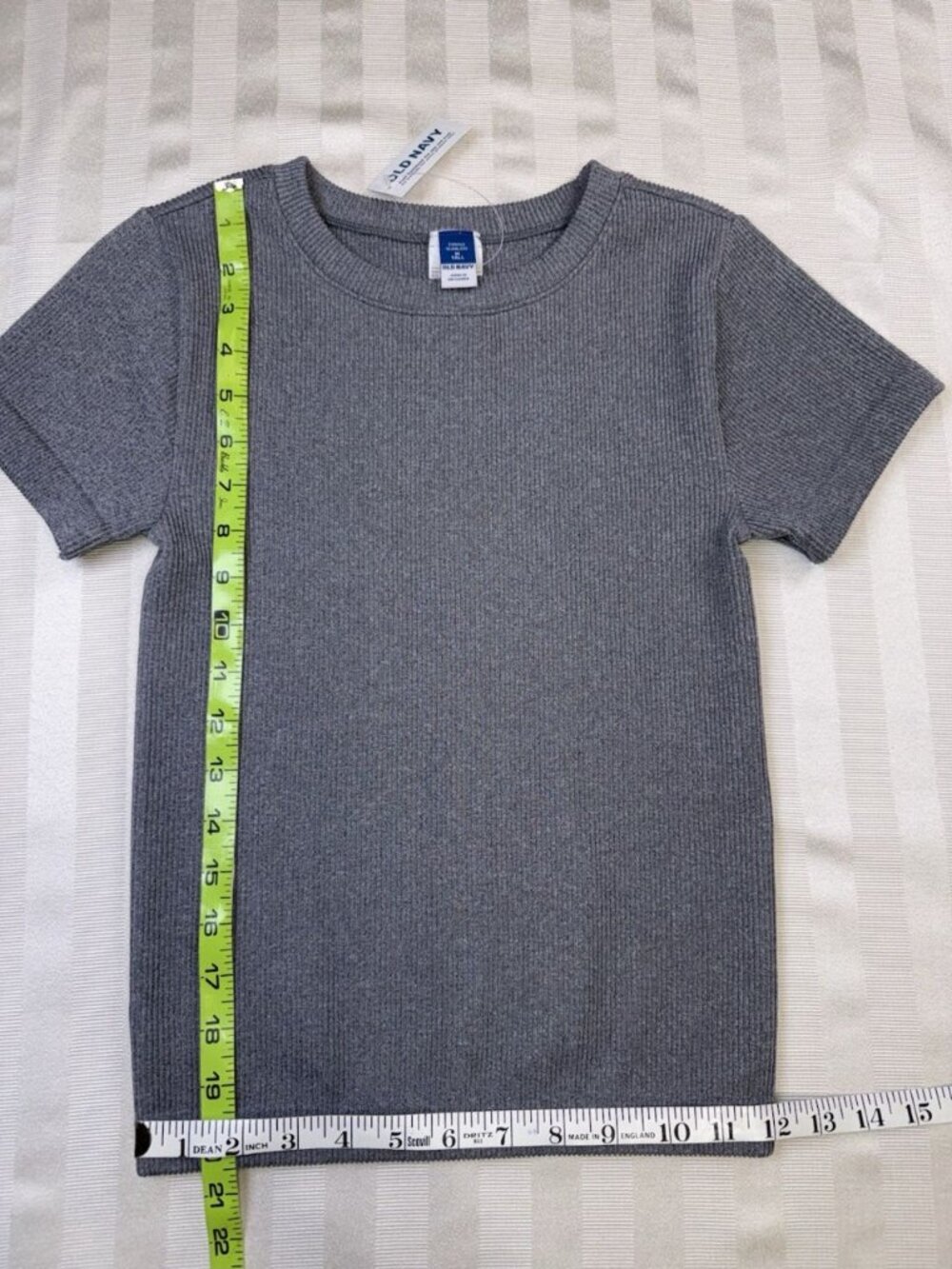 Old Navy Exhale Seamless Rib Knit Short Sleeve Gray Women Top Sz Medium Tall NWT - Picture 6 of 9